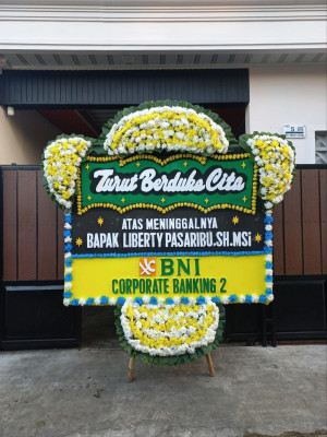 Papan Bunga Duka di Dago